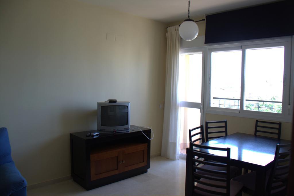 Apartamentos Turisticos Los Girasoles Espartinas Room photo